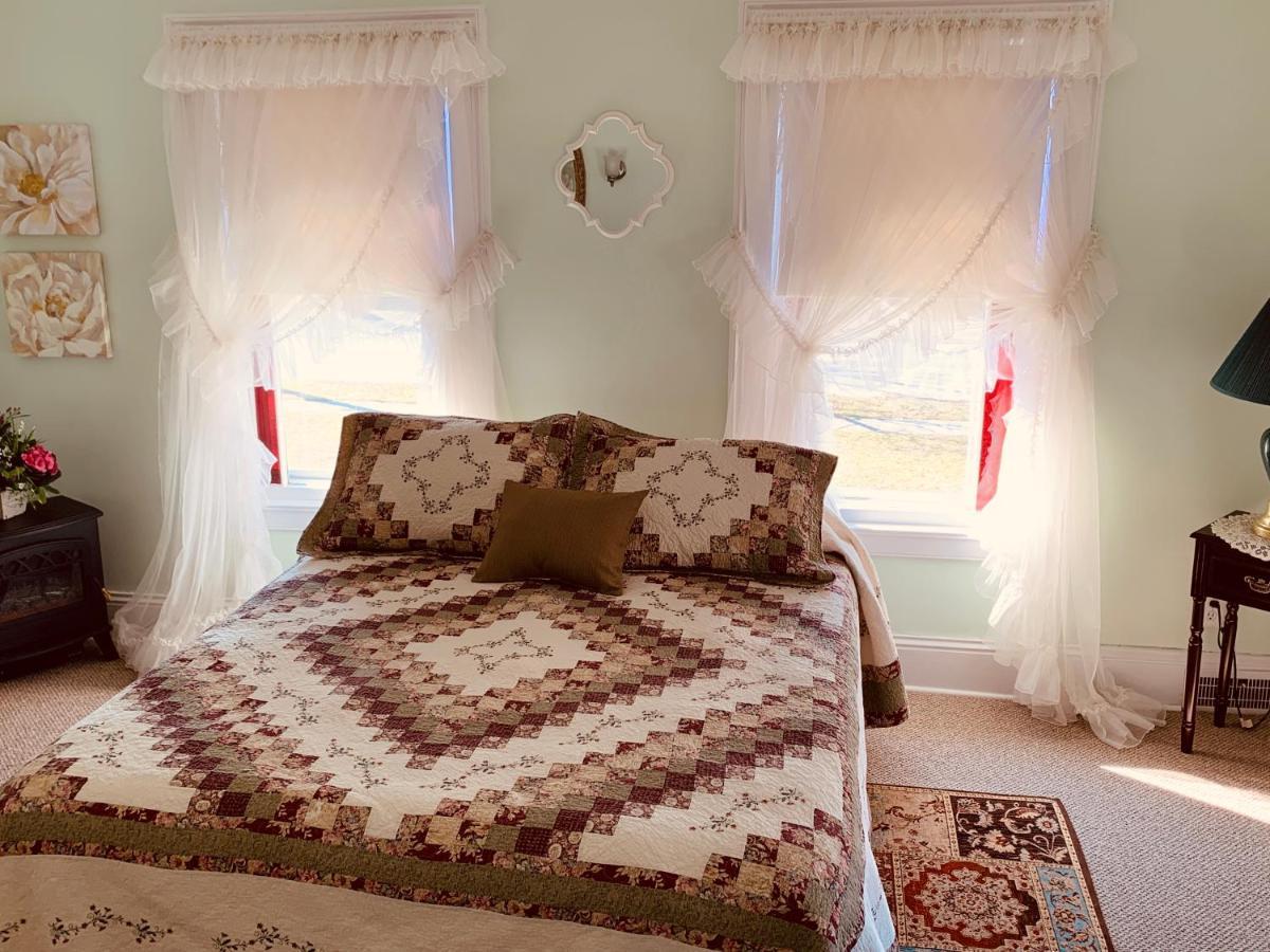 Centennial Inn Bed & Breakfast Conneaut Экстерьер фото